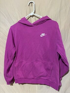 Nike sweatshirt